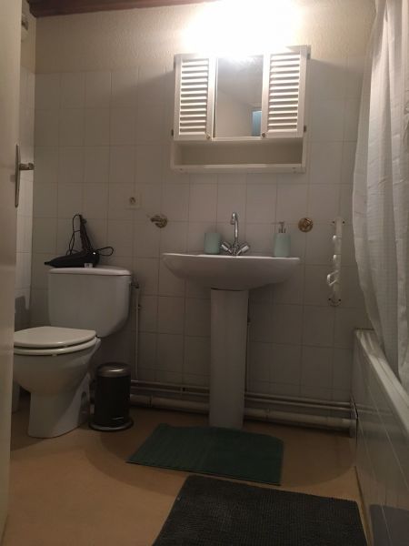 photo 8 Owner direct vacation rental Hendaye appartement Aquitaine Pyrnes-Atlantiques bathroom