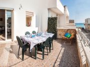 Puglia waterfront holiday rentals: appartement no. 103735