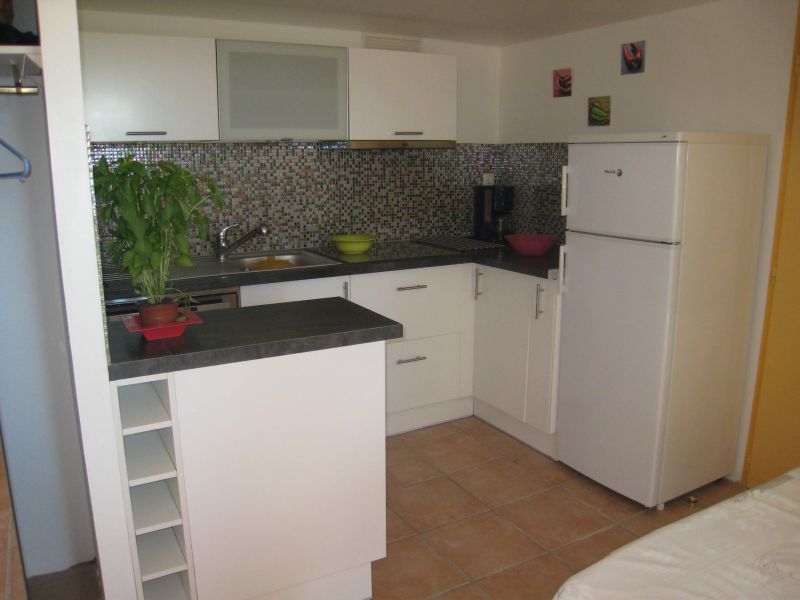 photo 12 Owner direct vacation rental Bormes Les Mimosas appartement Provence-Alpes-Cte d'Azur Var Open-plan kitchen