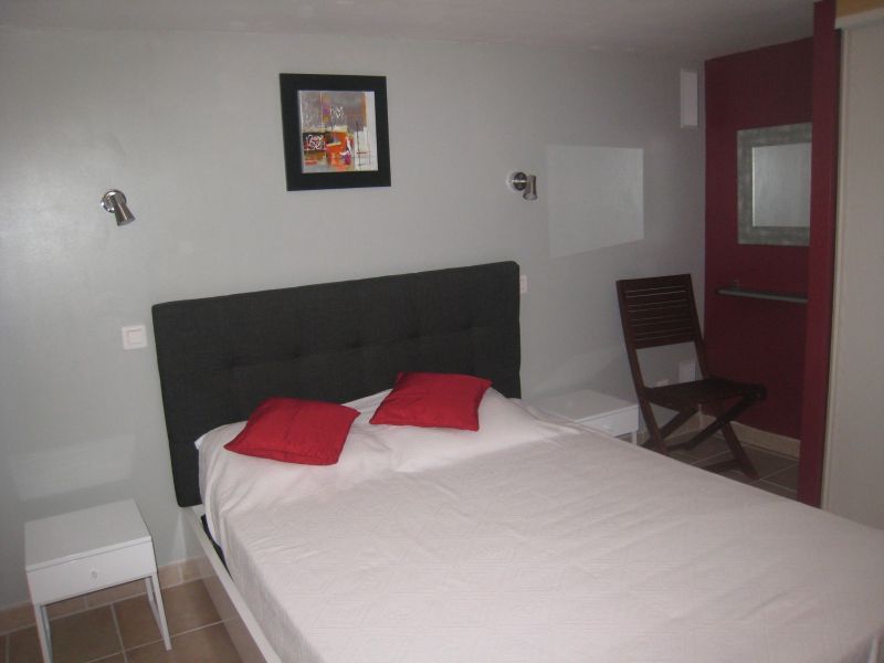 photo 14 Owner direct vacation rental Bormes Les Mimosas appartement Provence-Alpes-Cte d'Azur Var bedroom 1