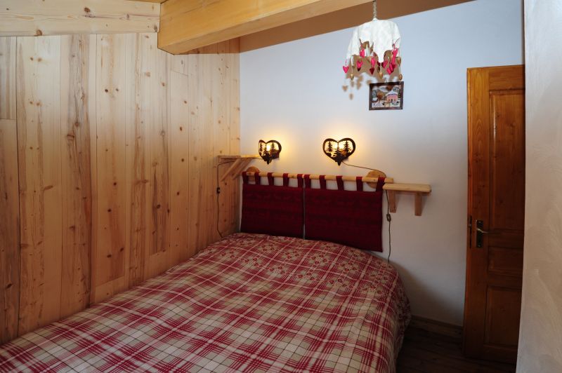 photo 12 Owner direct vacation rental Les Menuires chalet Rhone-Alps Savoie bedroom 7