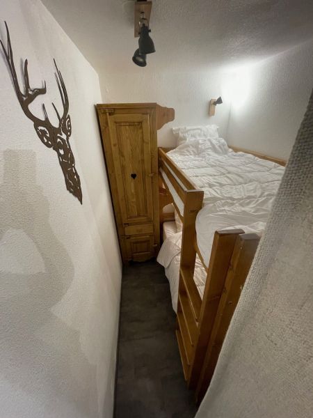 photo 17 Owner direct vacation rental Val Thorens appartement Rhone-Alps Savoie bedroom 2