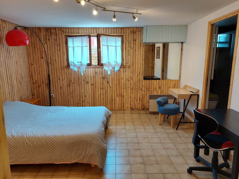 photo 21 Owner direct vacation rental Annecy appartement Rhone-Alps Haute-Savoie bedroom