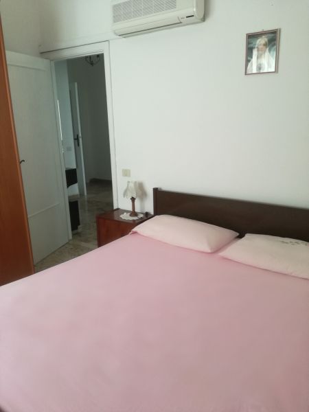 photo 1 Owner direct vacation rental Senigallia appartement Marche Ancona Province bedroom 1