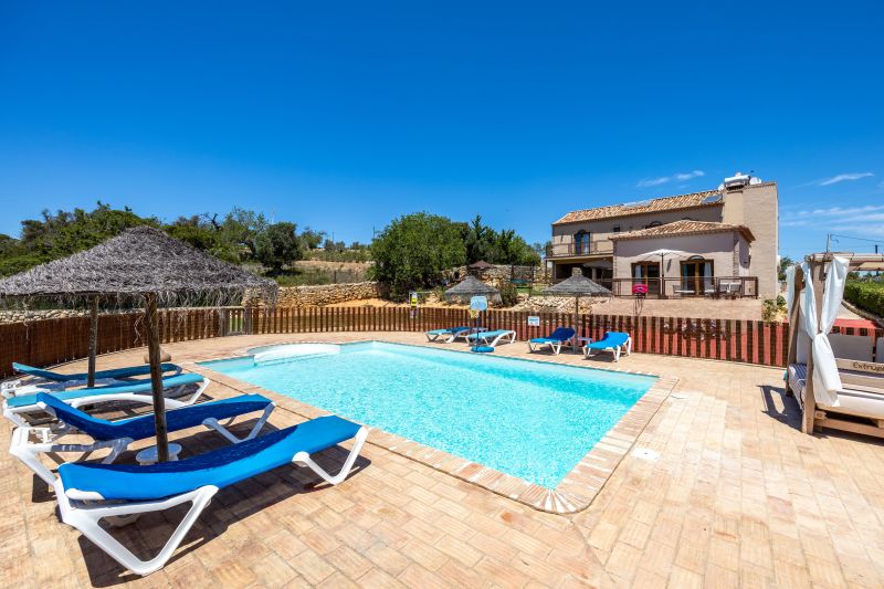 photo 0 Owner direct vacation rental Albufeira villa Algarve  Swimming pool
