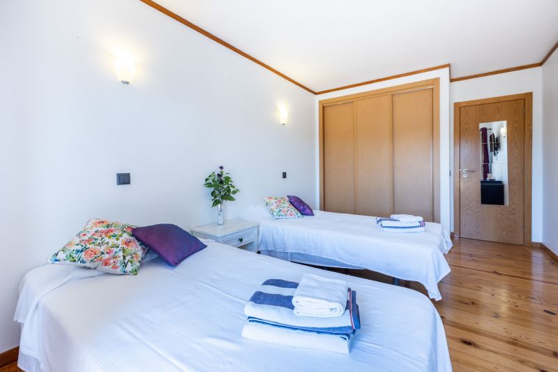 photo 4 Owner direct vacation rental Albufeira villa Algarve  bedroom 1