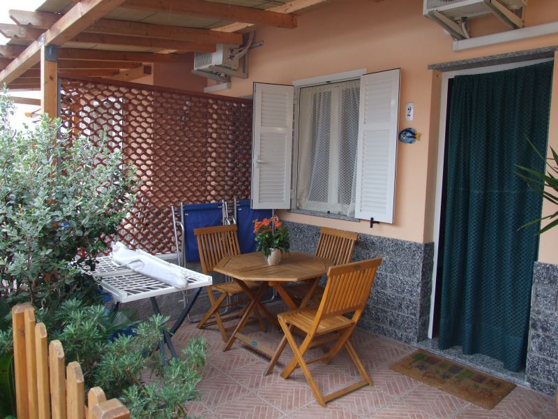 photo 13 Owner direct vacation rental Vintimille studio Liguria Imperia Province