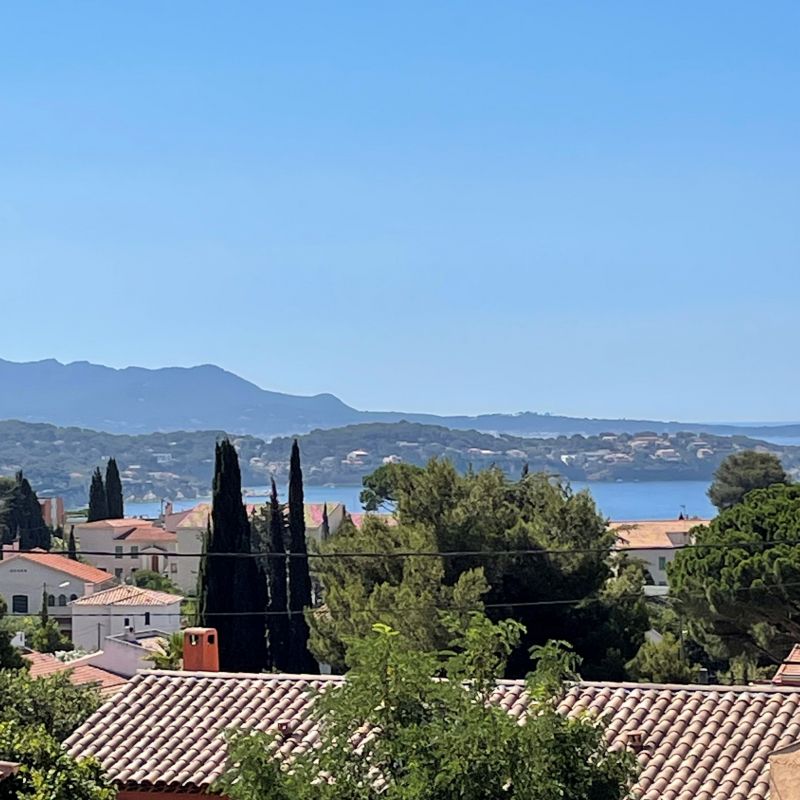 photo 3 Owner direct vacation rental Bandol appartement   View from terrace