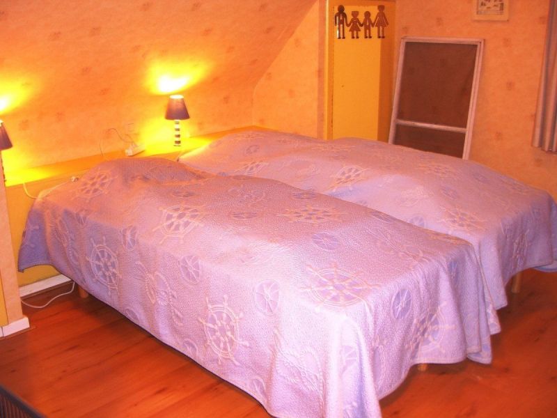 photo 7 Owner direct vacation rental Koksijde villa West-Flanders  bedroom 2