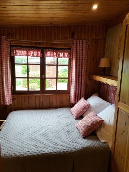 photo 16 Owner direct vacation rental Noyant chalet Pays de la Loire Maine et Loire bedroom 1