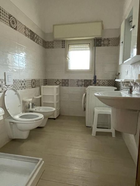 photo 3 Owner direct vacation rental San Pietro in Bevagna appartement   bathroom 1