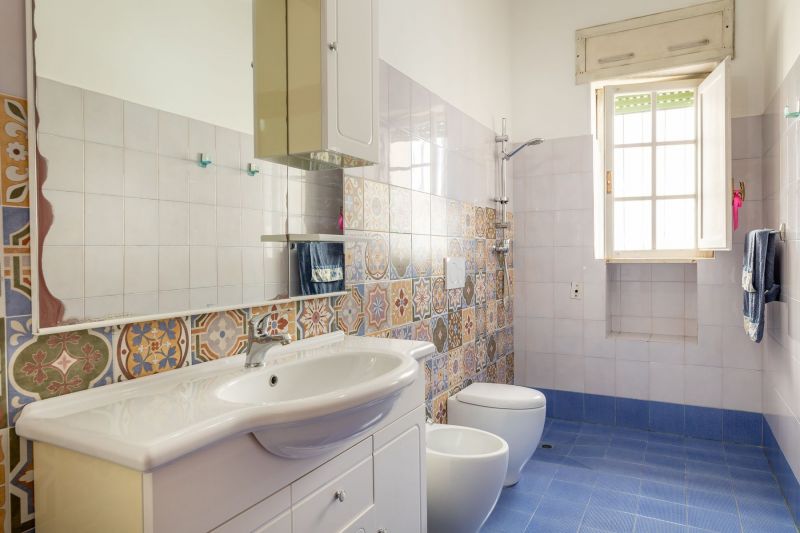 photo 20 Owner direct vacation rental Torre Suda villa Puglia Lecce Province bathroom