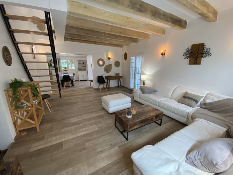 photo 4 Owner direct vacation rental Isle sur la Sorgue maison Provence-Alpes-Cte d'Azur Vaucluse Sitting room