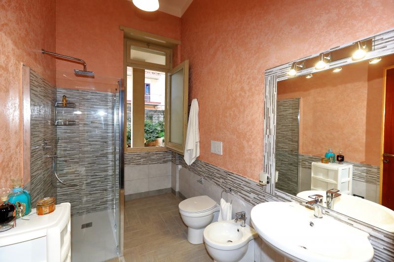 photo 24 Owner direct vacation rental Avola villa Sicily Syracuse Province bathroom 1