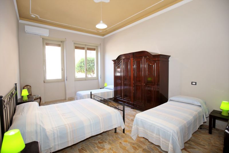 photo 12 Owner direct vacation rental Avola villa Sicily Syracuse Province bedroom 1