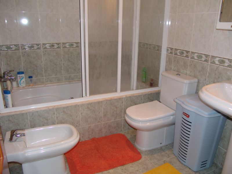 photo 18 Owner direct vacation rental Benidorm maison Valencian Community Alicante (province of) bathroom 2