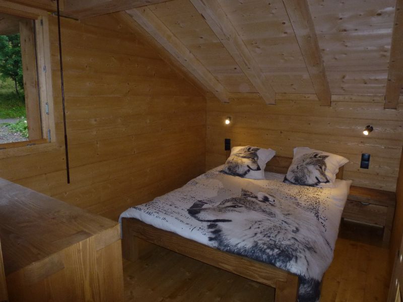 photo 7 Owner direct vacation rental Praz de Lys Sommand chalet Rhone-Alps Haute-Savoie bedroom 2