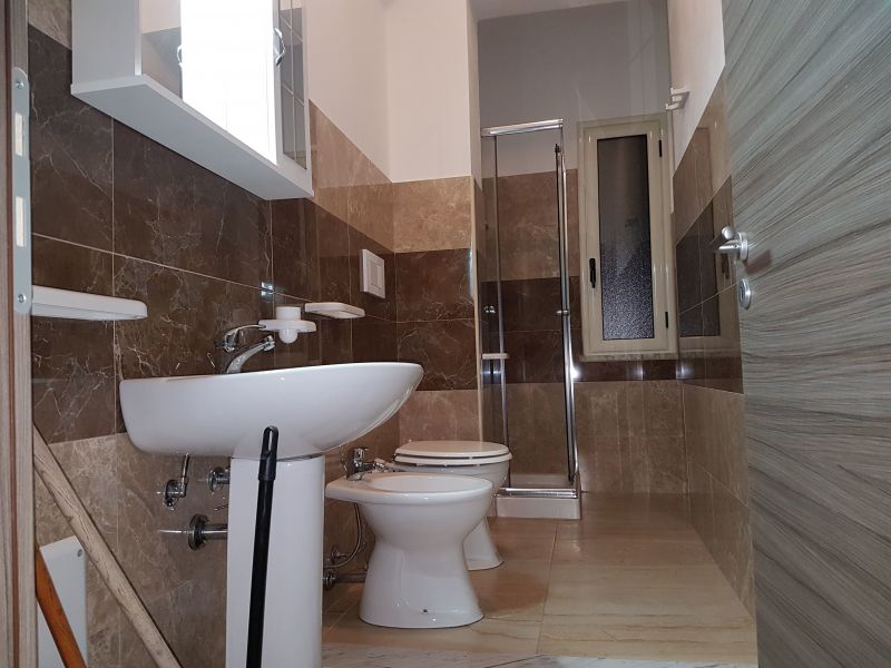 photo 14 Owner direct vacation rental Isola di Capo Rizzuto appartement Calabria Crotone Province bathroom