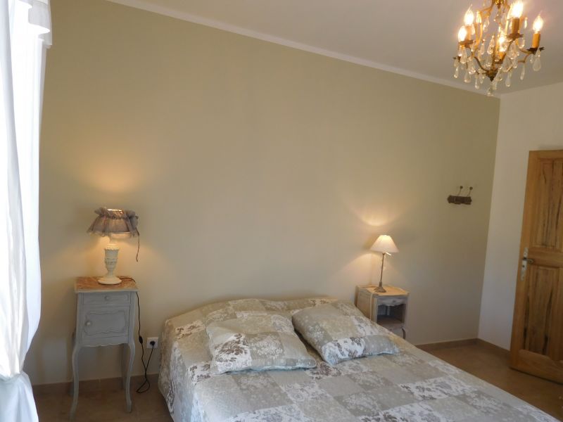 photo 18 Owner direct vacation rental Apt villa Provence-Alpes-Cte d'Azur Vaucluse bedroom 1