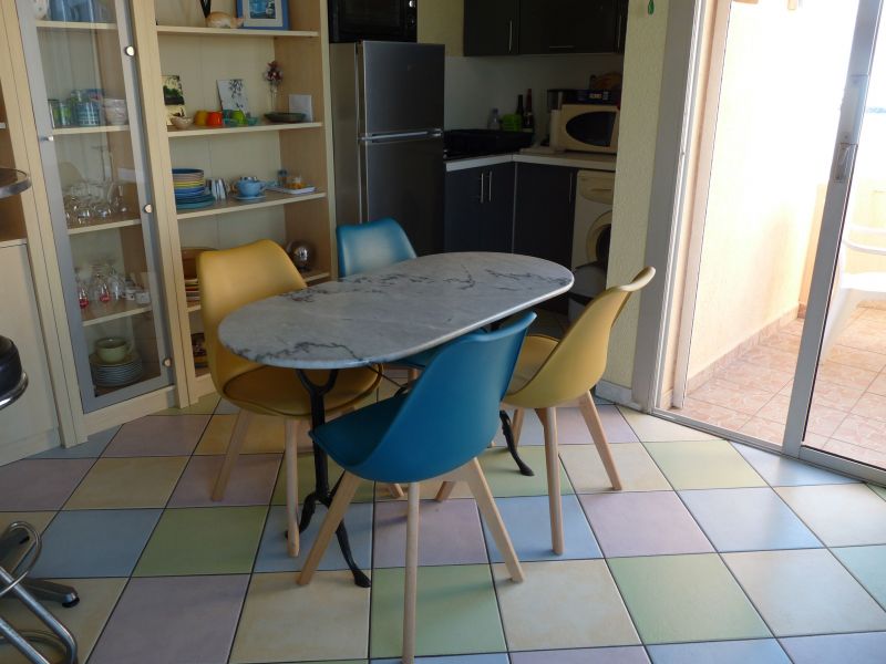 photo 11 Owner direct vacation rental Sete appartement Languedoc-Roussillon Hrault Kitchenette
