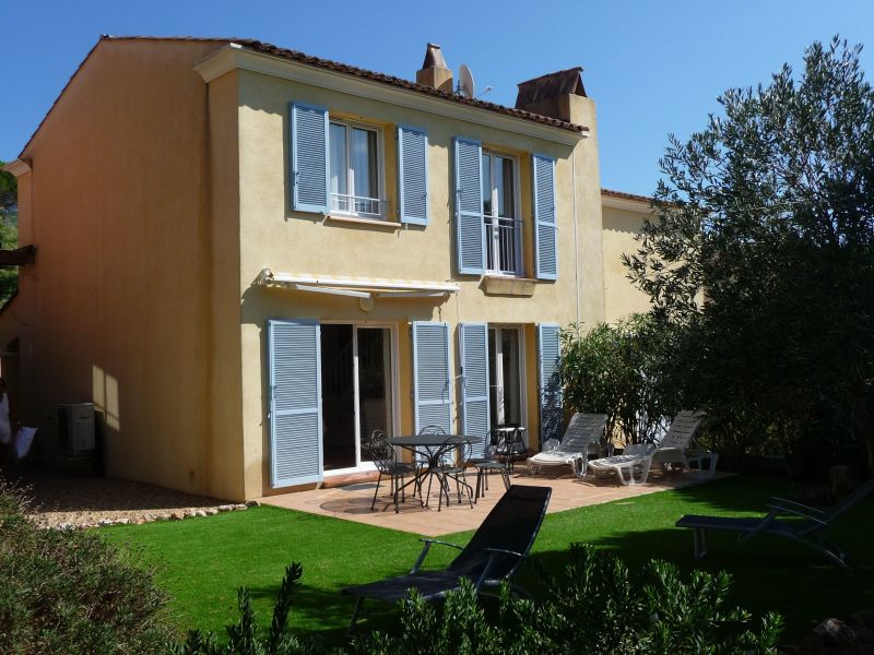 photo 0 Owner direct vacation rental Sainte Maxime villa Provence-Alpes-Cte d'Azur Var View from terrace
