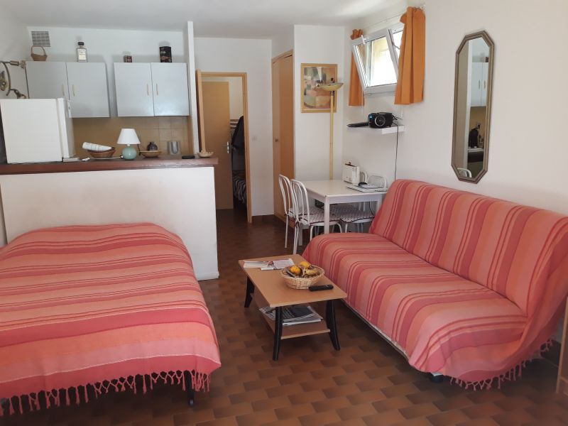 photo 9 Owner direct vacation rental Saint Cyr sur Mer studio Provence-Alpes-Cte d'Azur  bedroom