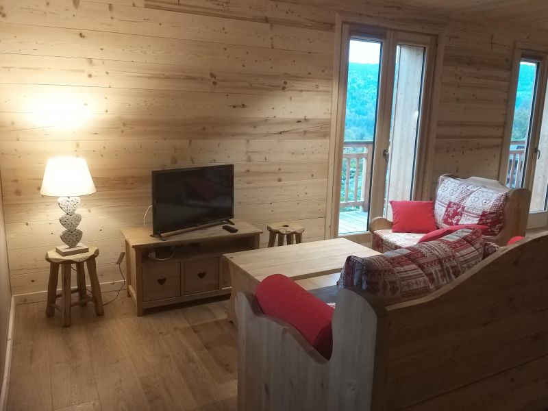 photo 0 Owner direct vacation rental Samons appartement Rhone-Alps Haute-Savoie Sitting room