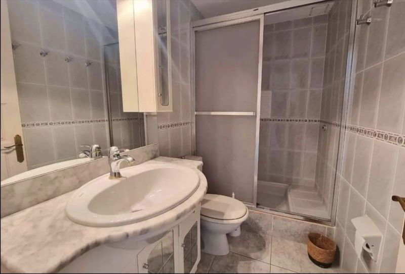 photo 8 Owner direct vacation rental Figueres maison Catalonia Girona (province of) bathroom 1