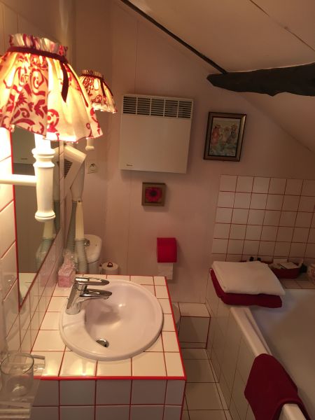 photo 9 Owner direct vacation rental Deauville maison Basse-Normandie Calvados bathroom 2