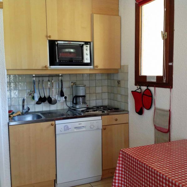 photo 6 Owner direct vacation rental Risoul 1850 appartement Provence-Alpes-Cte d'Azur Hautes-Alpes Kitchenette