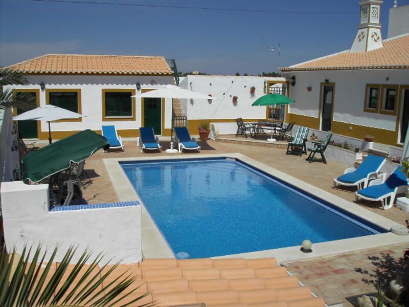 photo 2 Owner direct vacation rental Porches studio Algarve  Garden