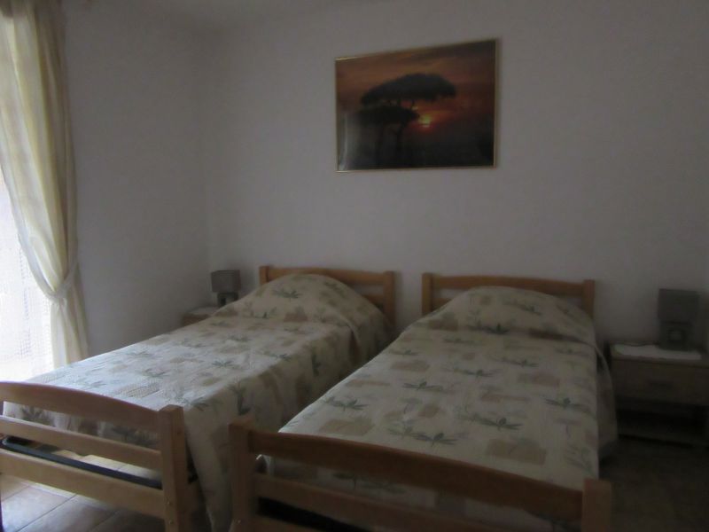 photo 4 Owner direct vacation rental Saint Raphael appartement Provence-Alpes-Cte d'Azur Var bedroom