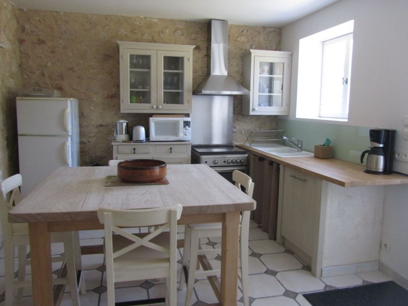 photo 7 Owner direct vacation rental Cavaillon appartement Provence-Alpes-Cte d'Azur Vaucluse Summer kitchen