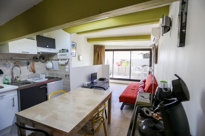 photo 1 Owner direct vacation rental La Ciotat appartement Provence-Alpes-Cte d'Azur Bouches du Rhne Kitchenette