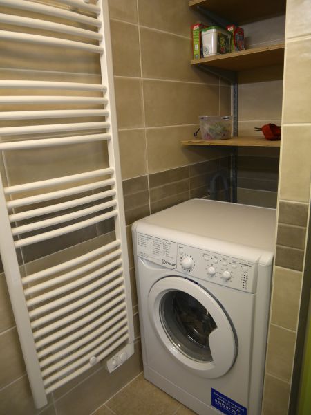 photo 13 Owner direct vacation rental La Ciotat appartement Provence-Alpes-Cte d'Azur Bouches du Rhne Washing facilities