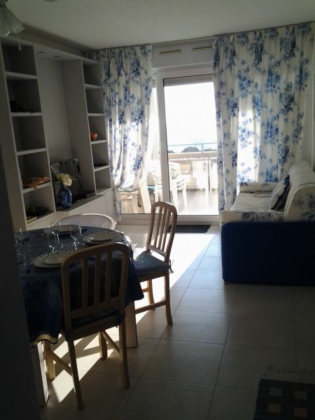photo 2 Owner direct vacation rental Juan les Pins appartement Provence-Alpes-Cte d'Azur Alpes-Maritimes Living room