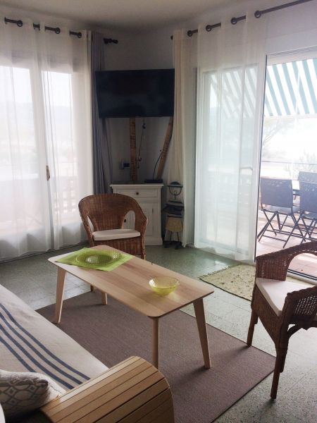 photo 20 Owner direct vacation rental Rosas appartement Catalonia Girona (province of) Living room
