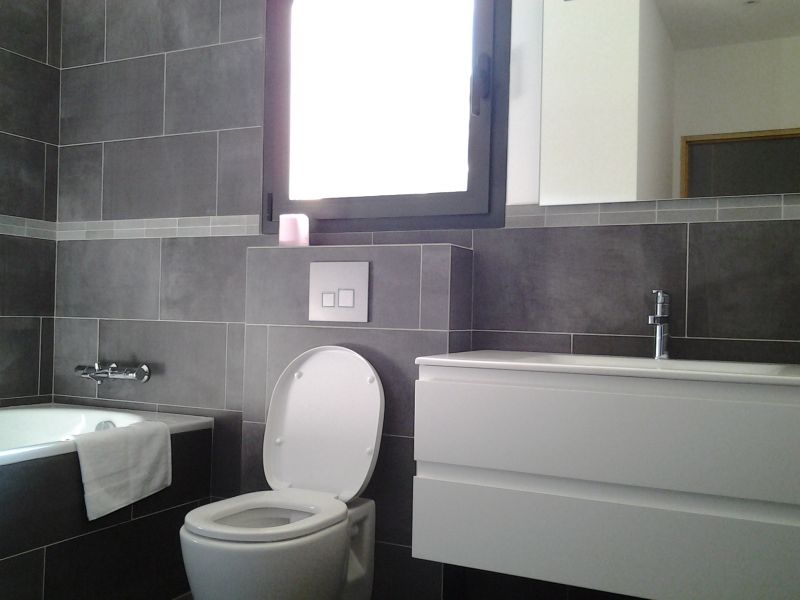 photo 20 Owner direct vacation rental Tizzano villa Corsica Corse du Sud bathroom