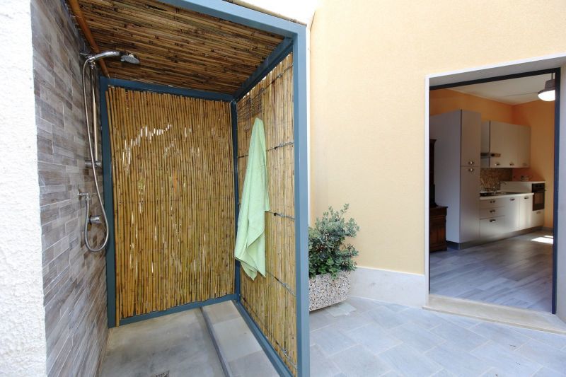 photo 11 Owner direct vacation rental Avola villa Sicily Syracuse Province Washing facilities