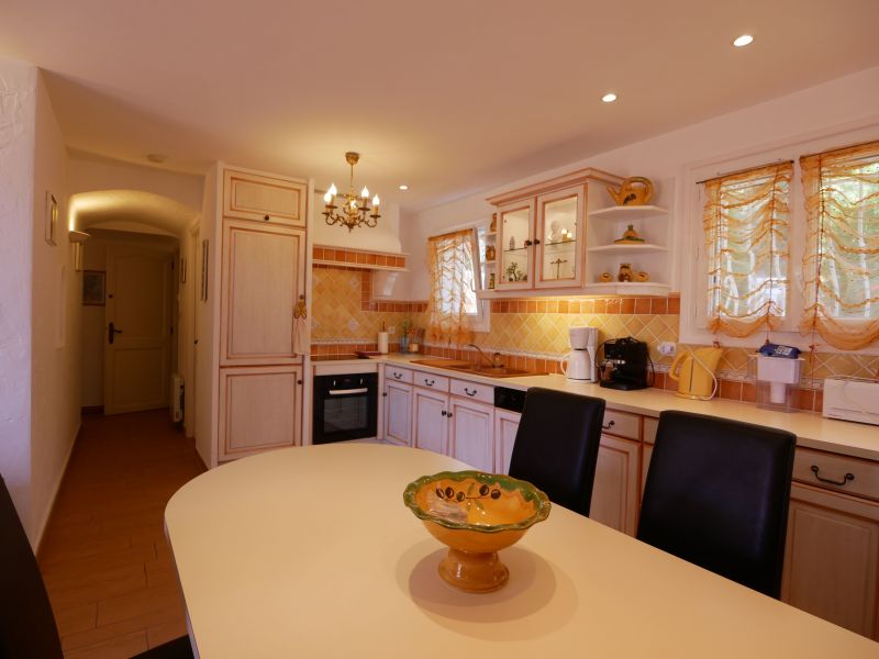 photo 12 Owner direct vacation rental Les Issambres appartement Provence-Alpes-Cte d'Azur Var Open-plan kitchen
