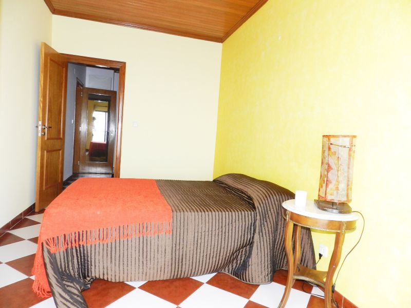 photo 7 Owner direct vacation rental Sesimbra appartement   bedroom 2