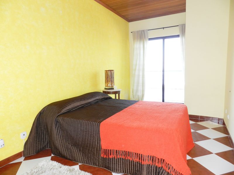 photo 8 Owner direct vacation rental Sesimbra appartement   bedroom 2