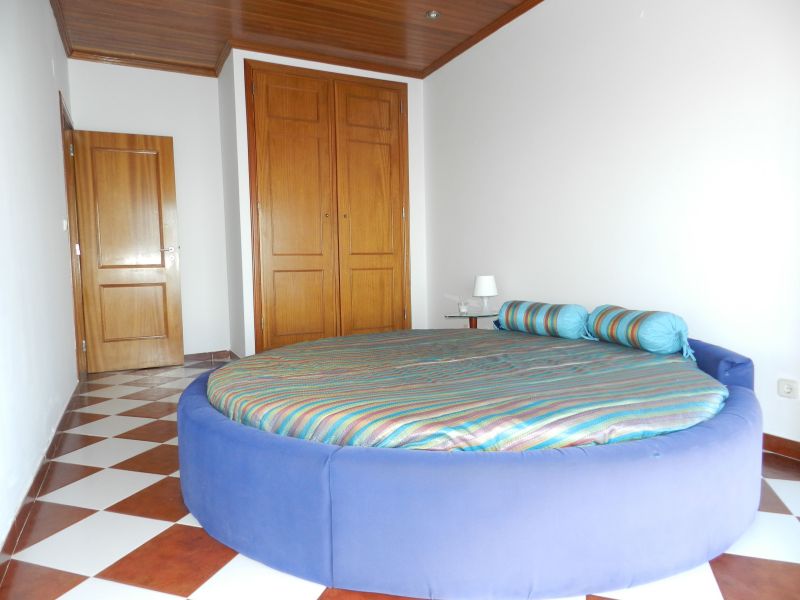 photo 9 Owner direct vacation rental Sesimbra appartement   bedroom 1