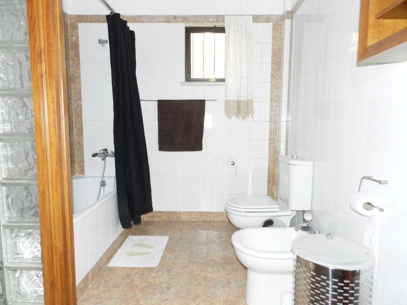 photo 12 Owner direct vacation rental Sesimbra appartement   bathroom