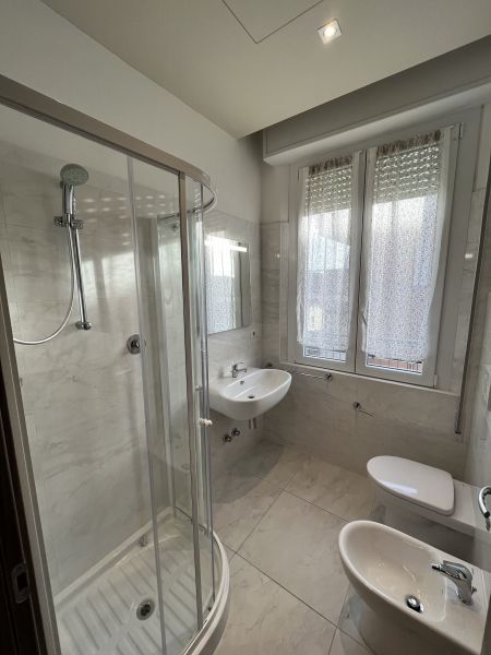 photo 10 Owner direct vacation rental Bellaria Igea Marina appartement Emilia-Romagna Rimini Province bathroom 2