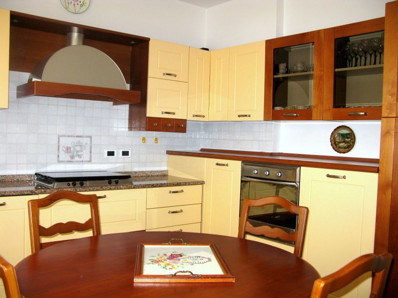 photo 7 Owner direct vacation rental Civitanova Marche maison Marche Macerata Province Sep. kitchen