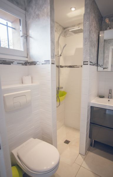 photo 1 Owner direct vacation rental Le Lavandou appartement Provence-Alpes-Cte d'Azur Var Washing facilities