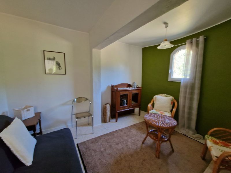 photo 3 Owner direct vacation rental Uzs appartement Languedoc-Roussillon  Sitting room