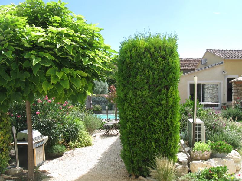 photo 5 Owner direct vacation rental Isle sur la Sorgue gite Provence-Alpes-Cte d'Azur Vaucluse View from the property