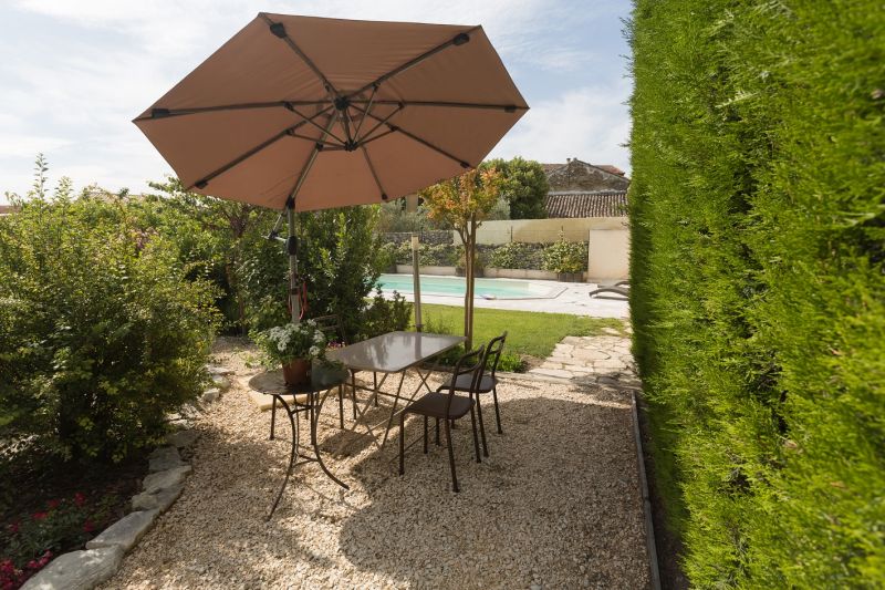 photo 11 Owner direct vacation rental Isle sur la Sorgue gite Provence-Alpes-Cte d'Azur Vaucluse Outside view